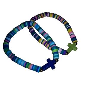 Women cross bracelet NWT